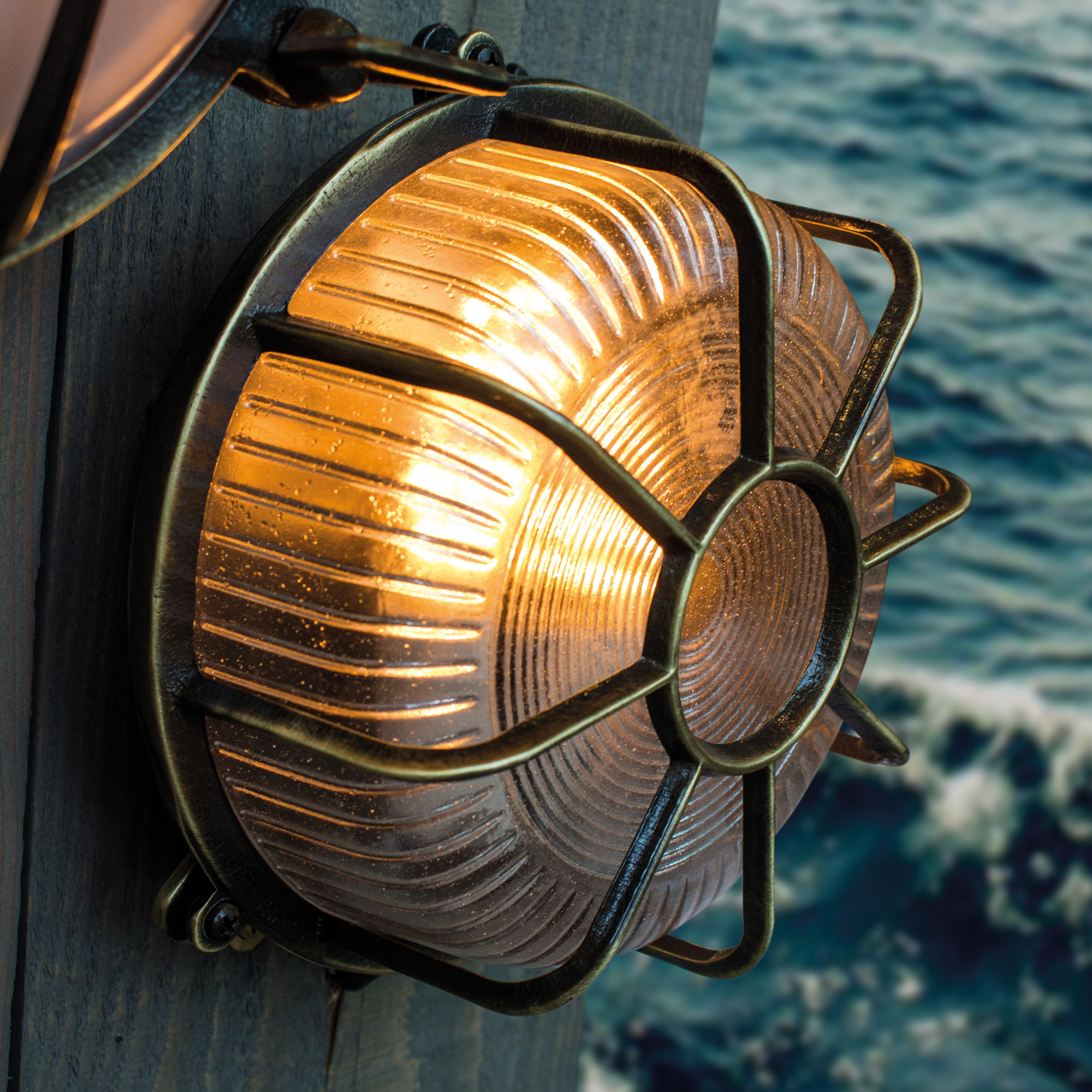 Scheepslamp Bering Brons Scheepslamp Bering Brons